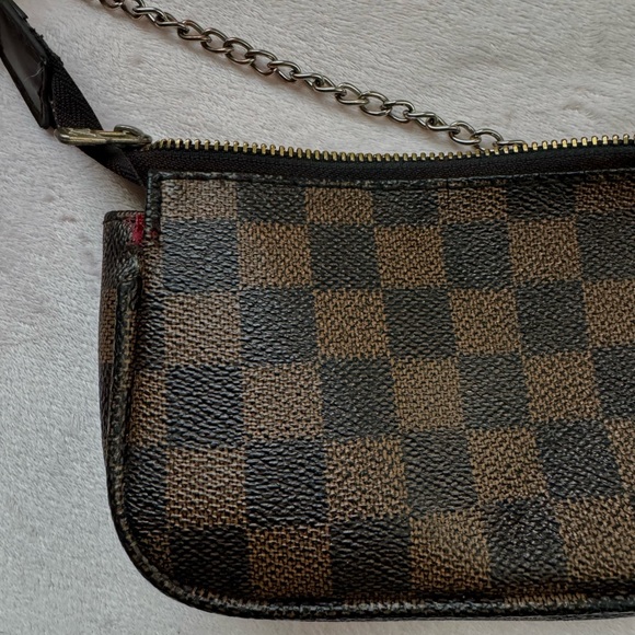 Louis Vuitton handbag - Picture 2 of 6